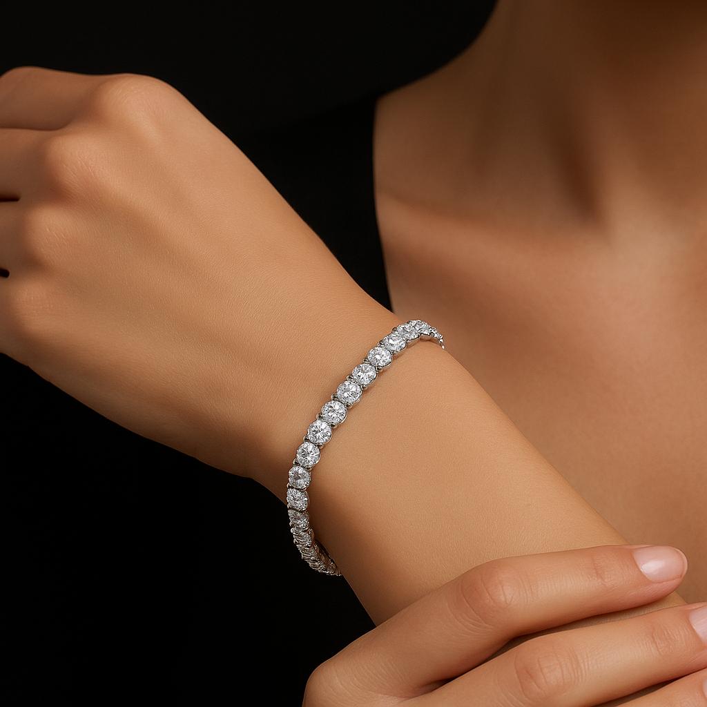 Elegant Classic Diamond Tennis Bracelet in White Gold – Round Cut Stones